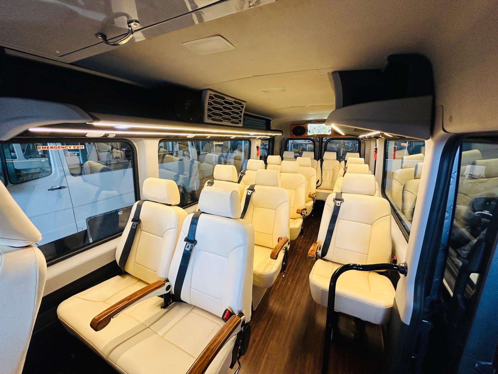 16 seater Force Urbania
